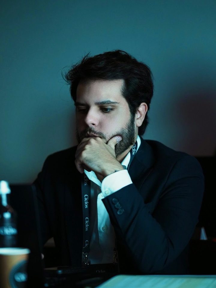 Carlos Henrique de Sá, advogado inscrito na OAB/SP nº 467.088